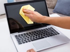 3 Easy Steps To Clean Your Laptop Screen